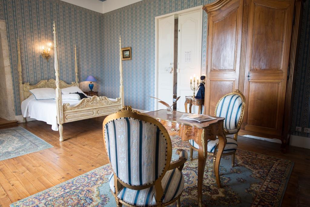 Вилла Chateau De Goudourville Экстерьер фото