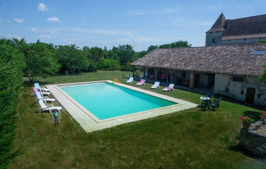 Вилла Chateau De Goudourville Экстерьер фото