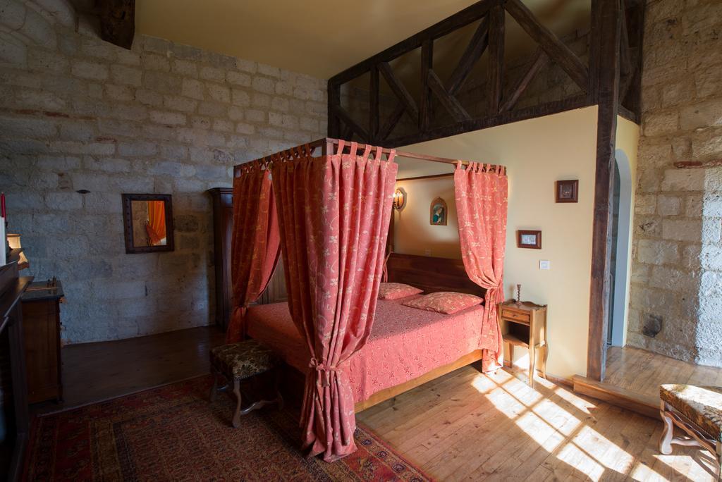Вилла Chateau De Goudourville Номер фото
